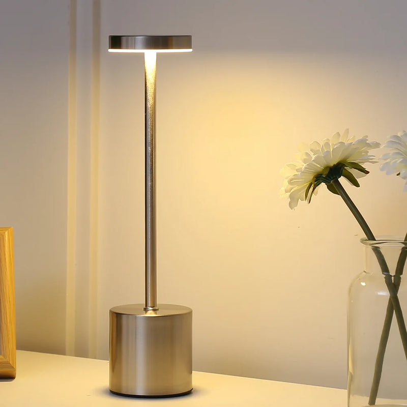 A Lâmpada LED 3 Cores Transforma Seu Ambiente – Elegância e Funcionalidade em um Só Produto!
