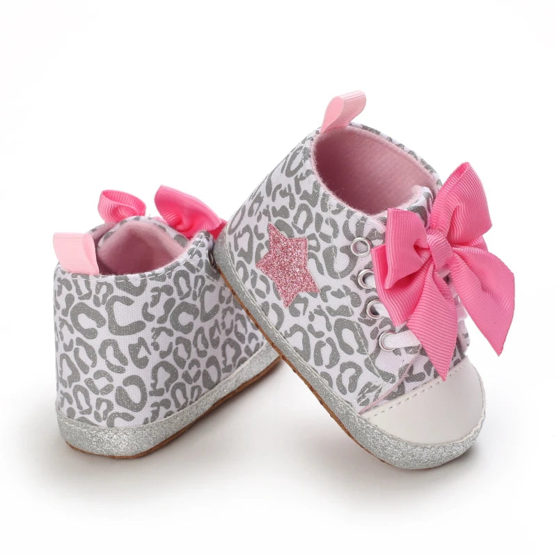 Sapatos para Bebês Valentina - Confortáveis e Estilosos para o Primeiro Passo | Lar e Bebê