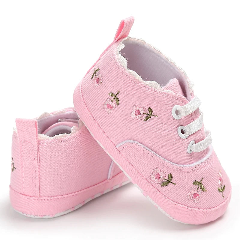 Sapatos para Bebês Valentina - Confortáveis e Estilosos para o Primeiro Passo | Lar e Bebê