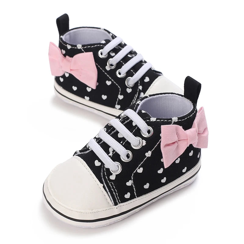 Sapatos para Bebês Valentina - Confortáveis e Estilosos para o Primeiro Passo | Lar e Bebê