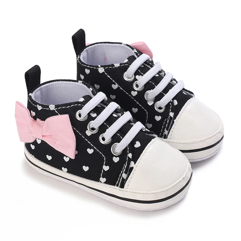 Sapatos para Bebês Valentina - Confortáveis e Estilosos para o Primeiro Passo | Lar e Bebê