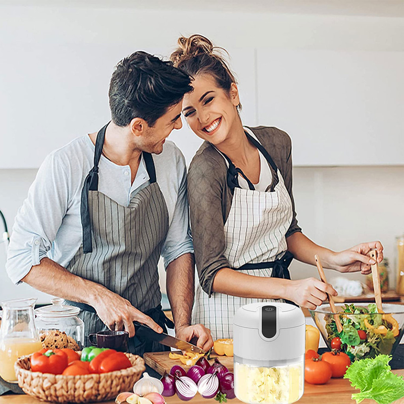 KIT 2 Mini Processador Elétrico E Moedor USB Recarregável 250ml Com 3 Lâminas Para Vegetais Carne Frutas